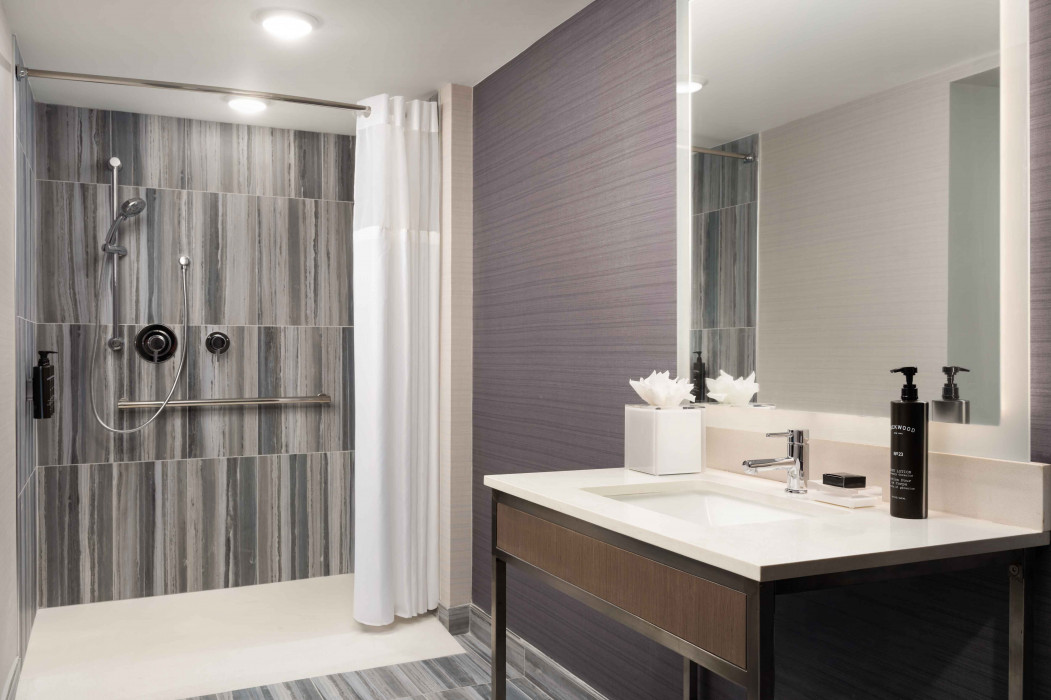 Hotel Lela Wilmington, Tapestry Collection by Hilton — photo