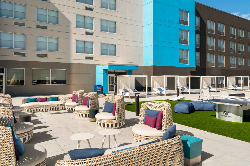 Hotel Lela Wilmington, Tapestry Collection by Hilton — photo