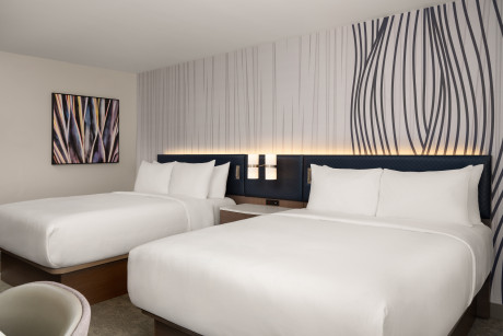 2 Queen Beds